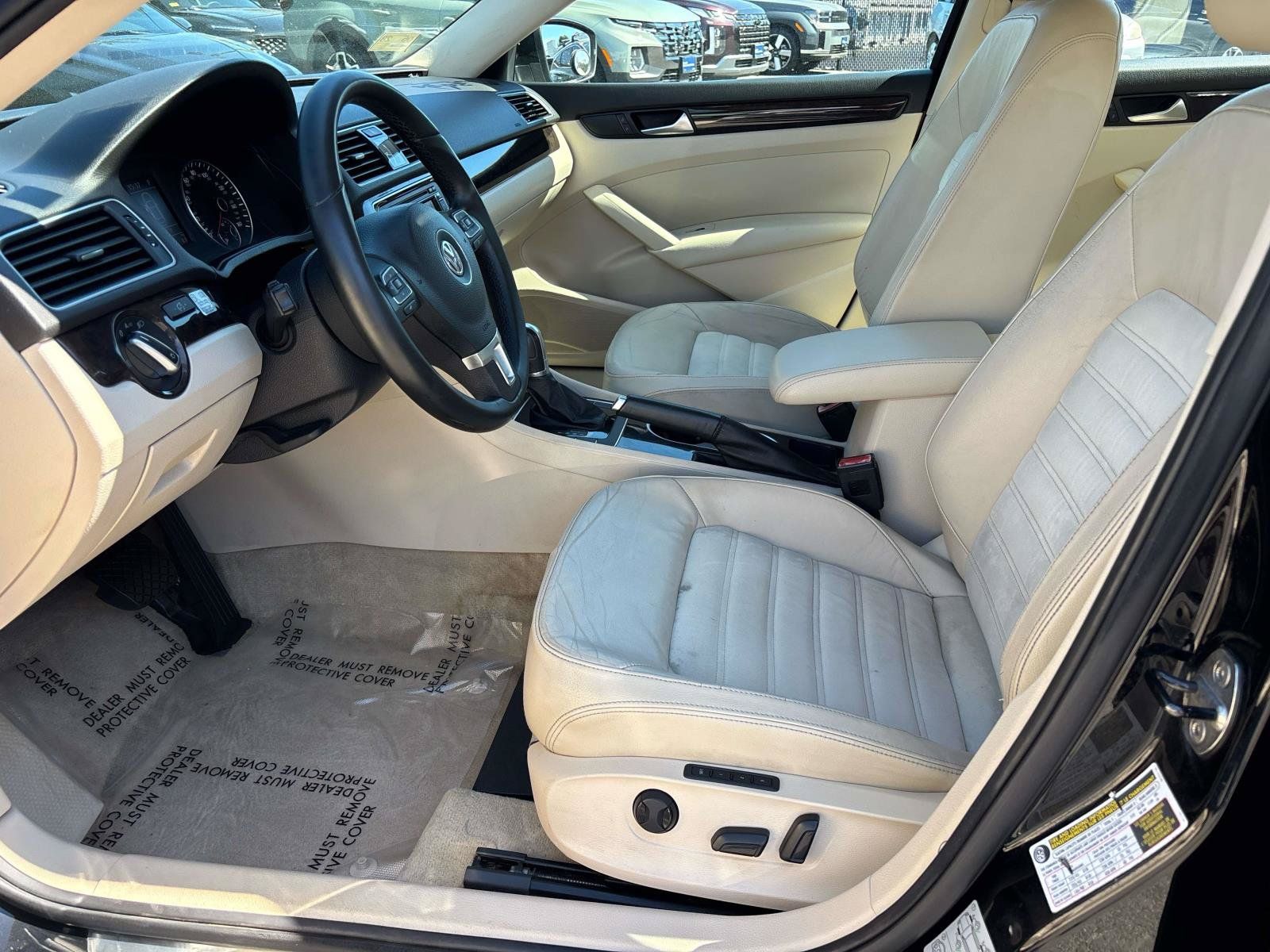 Used 2014 Volkswagen Passat TDI SEL Premium FWD image 9