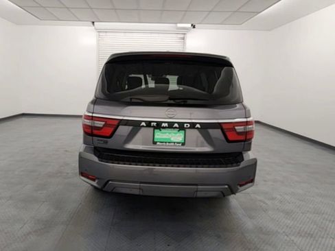 Used 2023 Nissan Armada SV image 7