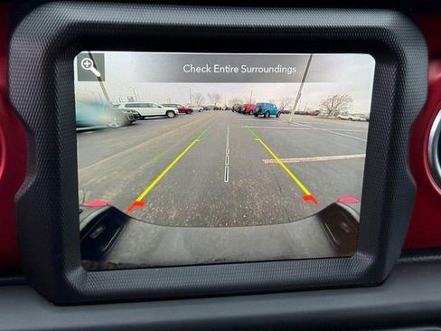 Certified 2023 Jeep Gladiator Rubicon w/ Cold Weather Group image 25