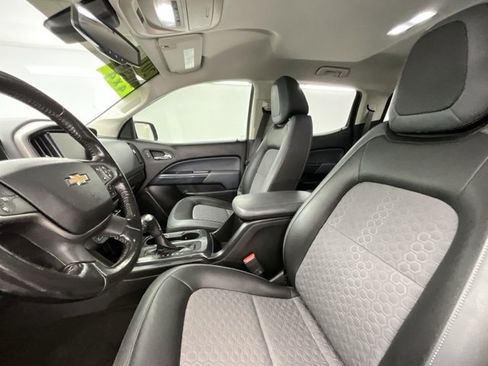 Used 2017 Chevrolet Colorado Z71 image 6