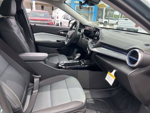 New 2026 Chevrolet Trax LT FWD image 29