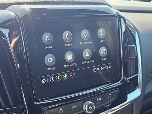 Used 2023 Chevrolet Traverse LT FWD image 27