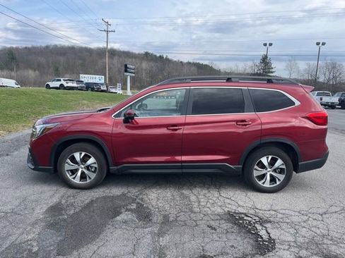 Used 2023 Subaru Ascent Premium w/ Convenience Package image 9