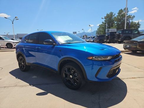 Used 2024 Dodge Hornet GT w/ GT Blacktop Package AWD/4WD image 5