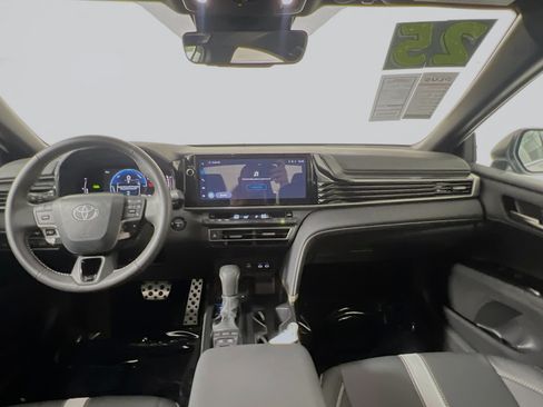 Used 2025 Toyota Camry SE w/ Multimedia Upgrade Package FWD image 30