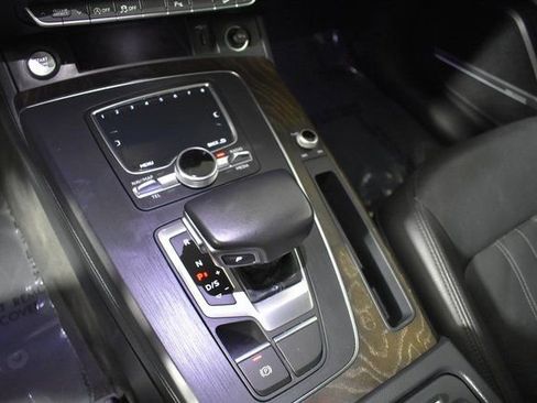 Used 2018 Audi Q5 2.0T Premium Plus w/ Premium Plus Package image 24