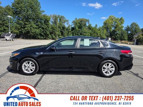 Used 2017 Kia Optima LX FWD image 2