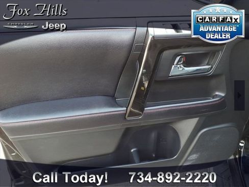 Used 2018 Toyota 4Runner TRD Off-Road Premium image 13