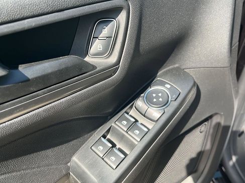 Used 2025 Ford Escape Active image 11