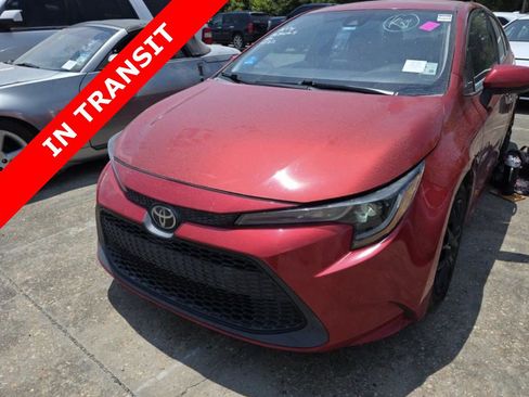 Used 2021 Toyota Corolla LE FWD image 1