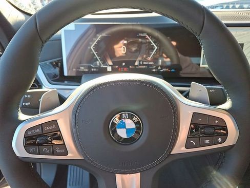 New 2026 BMW X6 xDrive40i w/ Climate Comfort Package image 18