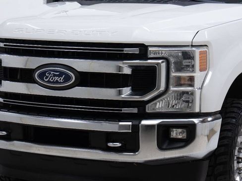 Used 2022 Ford F250 XLT w/ XLT Premium Package AWD/4WD image 10