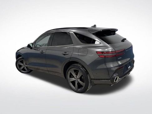 Used 2024 Genesis GV70 2.5T w/ Sport Prestige Package image 3