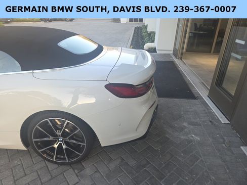 Used 2022 BMW M850i xDrive Convertible image 15