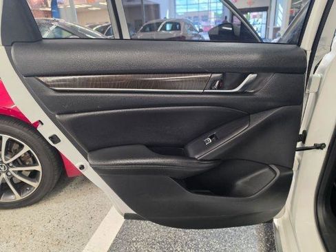 Used 2019 Honda Accord EX-L image 26