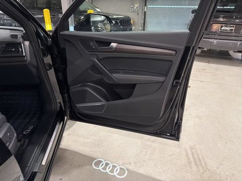 Used 2023 Audi Q5 2.0T Premium Plus AWD/4WD image 32