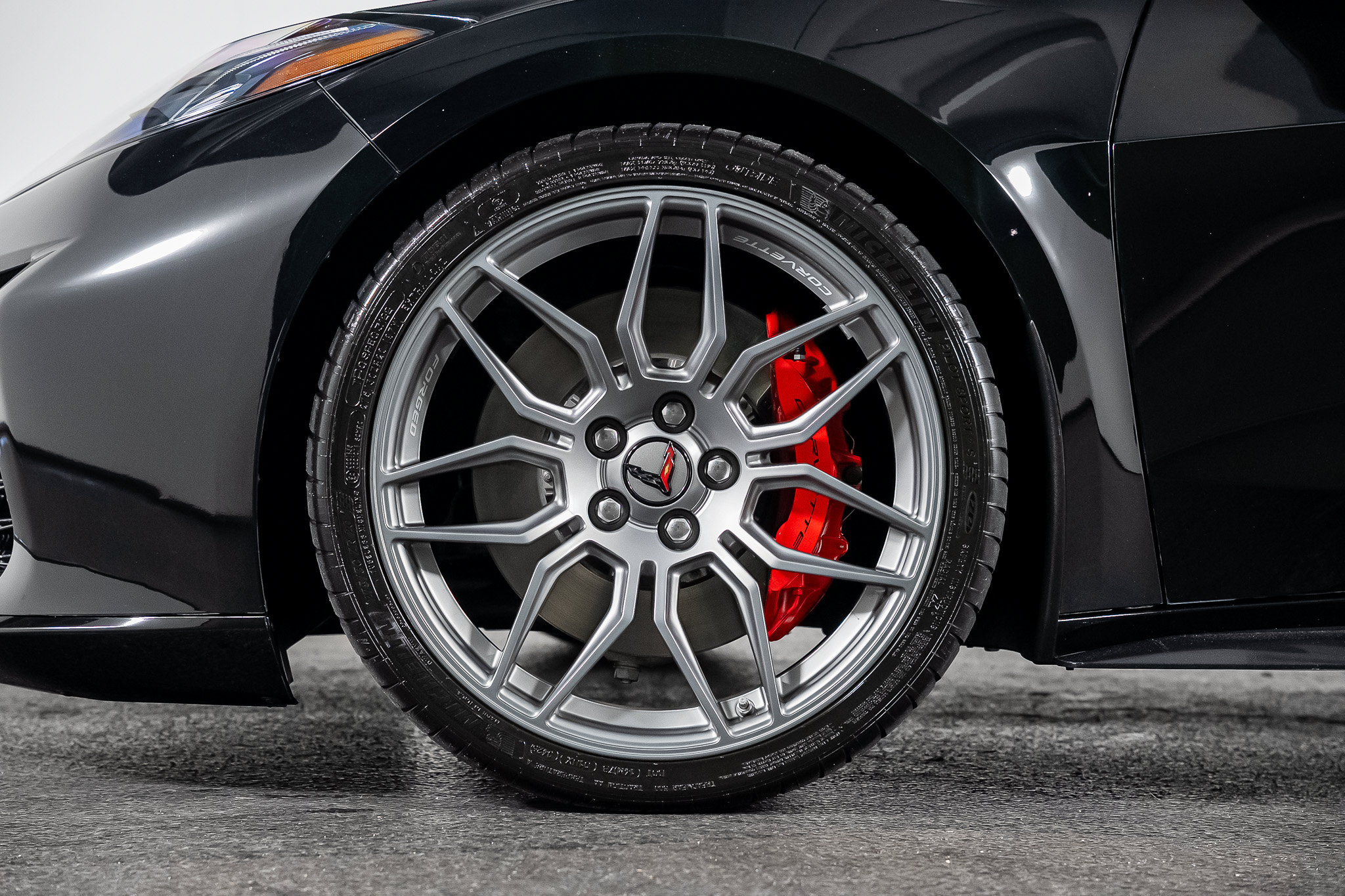 Used 2025 Chevrolet Corvette Z06 RWD image 15