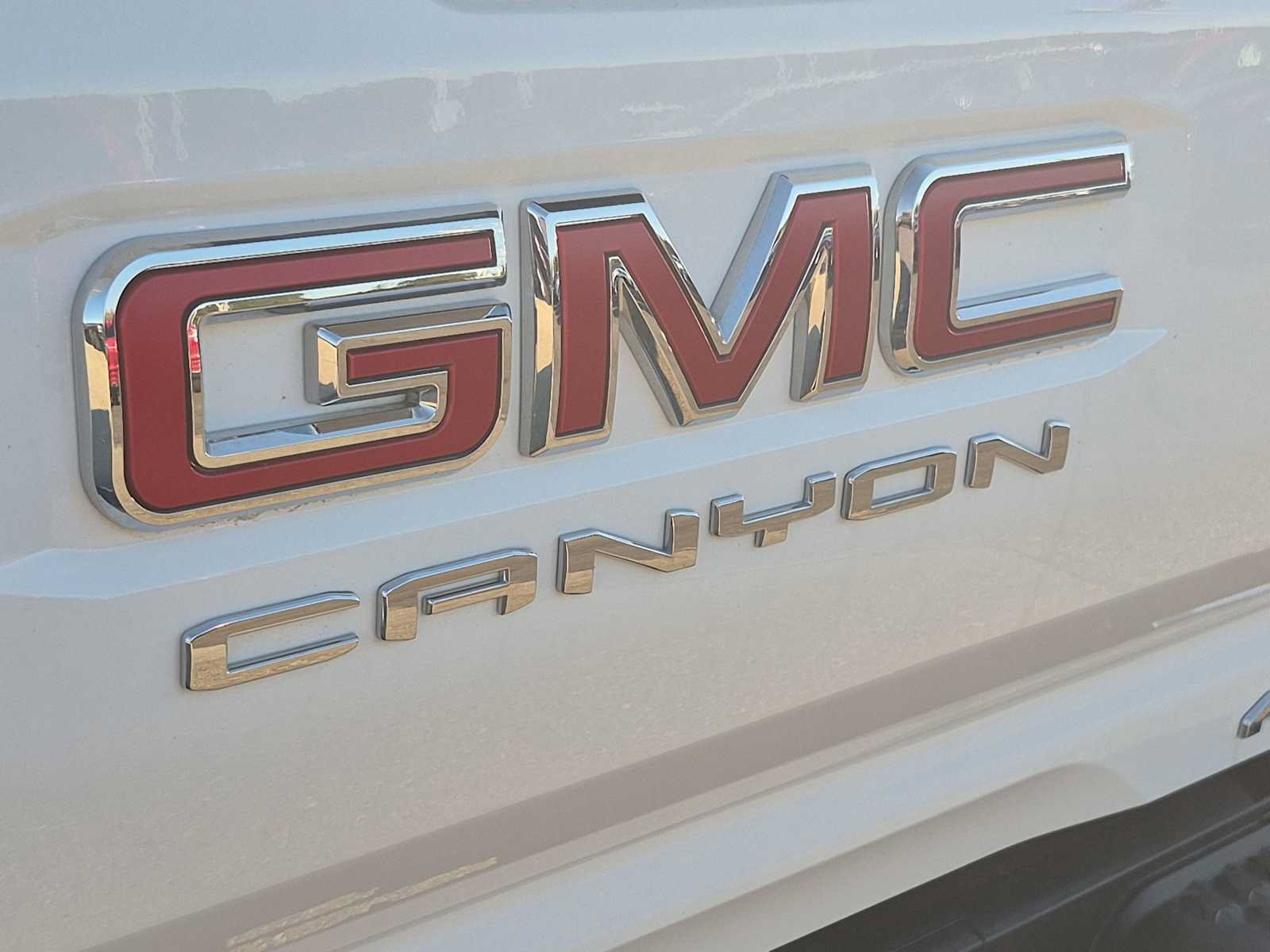 Used 2023 GMC Canyon AT4 AWD/4WD image 12