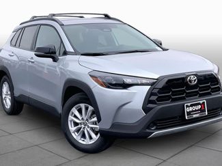 New 2026 Toyota Corolla Cross LE FWD video 2