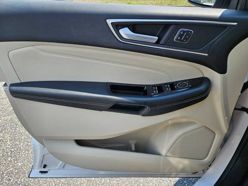 Used 2017 Ford Edge Titanium w/ Equipment Group 301A FWD image 30