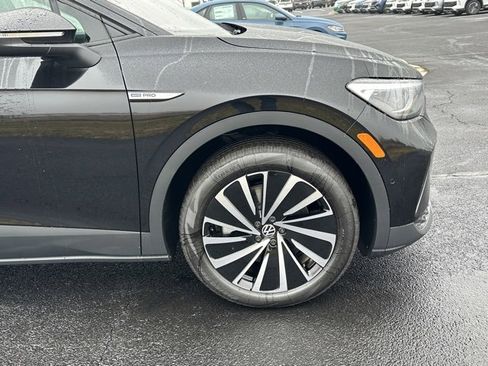 New 2025 Volkswagen ID.4 Pro image 7