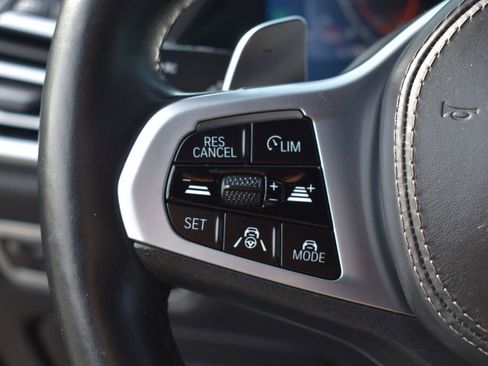 Used 2019 BMW X7 xDrive50i w/ M Sport Package image 18