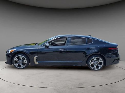 Used 2020 Kia Stinger GT-Line RWD image 2