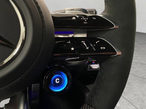 New 2026 Mercedes-Benz GLS 63 AMG 4MATIC image 21