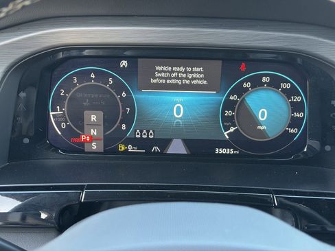 Used 2024 Volkswagen Atlas Cross Sport SE FWD image 32