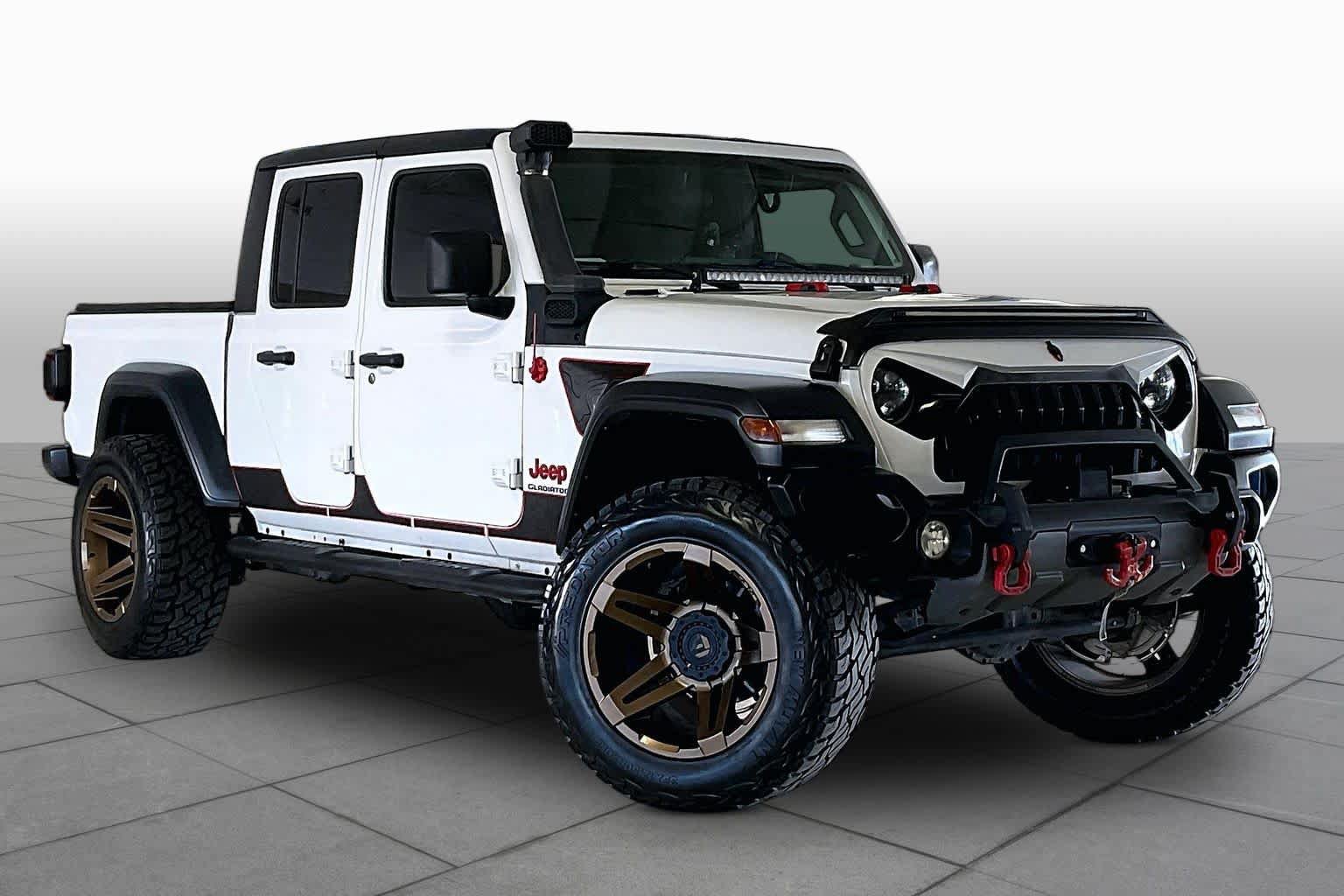Used 2020 Jeep Gladiator Sport w/ Quick Order Package 24S AWD/4WD image 2