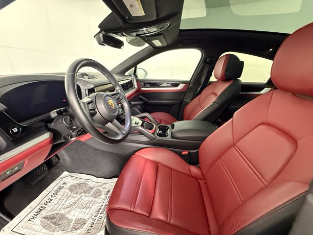 Used 2024 Porsche Cayenne Coupe AWD/4WD image 14