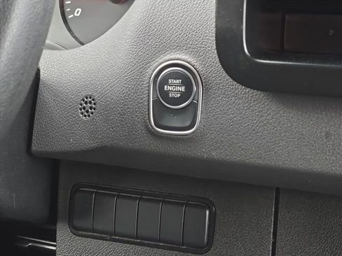 Used 2023 Mercedes-Benz Sprinter 144 Cargo image 19