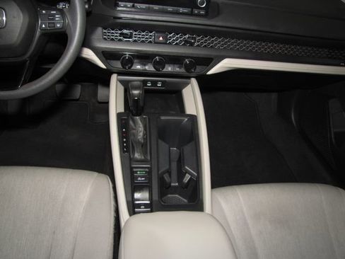 Certified 2023 Honda Accord LX image 15