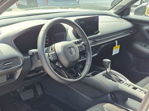 New 2026 Honda HR-V Sport image 2