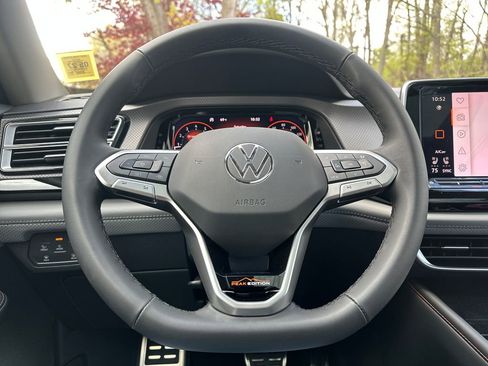 New 2026 Volkswagen Atlas Peak Edition AWD/4WD image 6