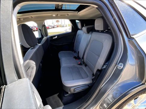 Used 2021 Ford Escape SE image 20