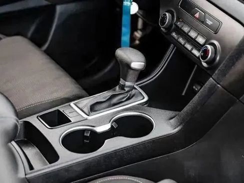 Used 2019 Kia Sportage LX FWD image 27