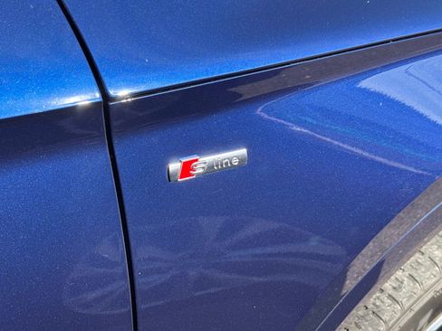 Used 2022 Audi Q5 2.0T Premium image 11