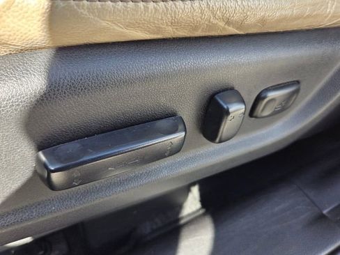 Used 2016 Honda CR-V Touring image 17