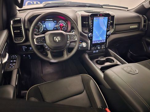 Used 2025 RAM 1500 Laramie w/ Sport Appearance Package AWD/4WD image 7