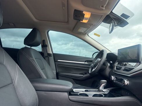 Certified 2025 Nissan Altima 2.5 SL image 28