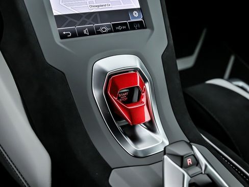 Used 2022 Lamborghini Huracan STO RWD image 33