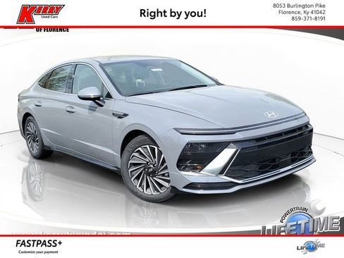 Certified 2025 Hyundai Sonata SEL FWD image 1