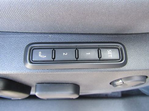 Used 2023 Volkswagen ID.4 S image 24