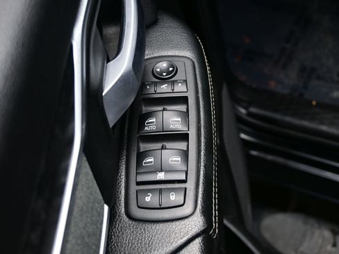 Used 2021 RAM 2500 Big Horn w/ Night Edition image 10