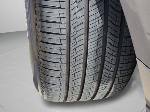 Used 2020 Land Rover Range Rover HSE image 10