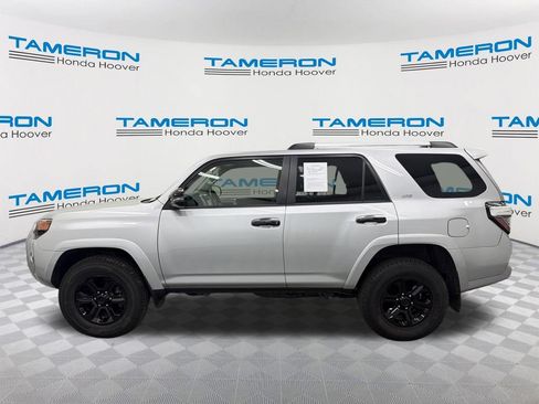 Used 2024 Toyota 4Runner SR5 Premium AWD/4WD image 2