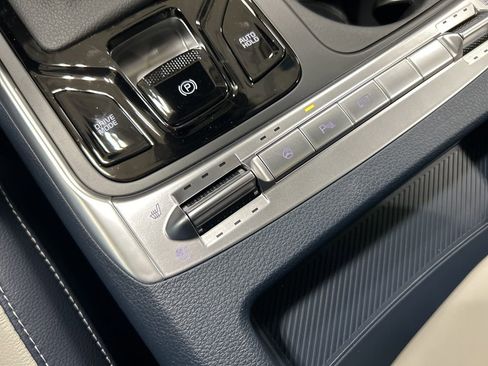 New 2026 Kia Carnival SX Prestige image 25