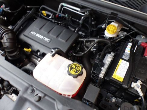 Used 2019 Chevrolet Trax LS image 54