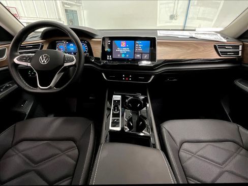 New 2026 Volkswagen Atlas SE AWD/4WD image 5